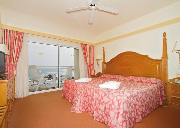 Riu Palace Tres Islas 酒店 4*