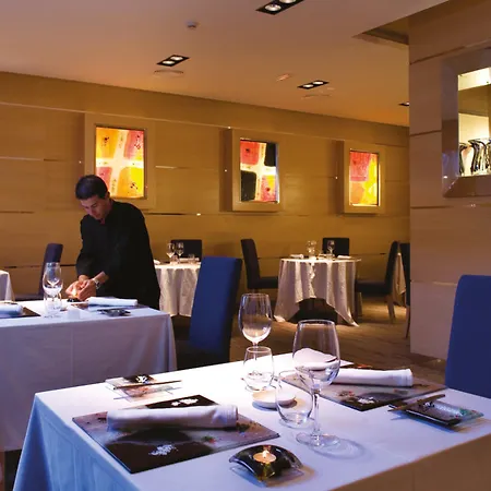 Riu Palace Tres Islas 酒店 4*